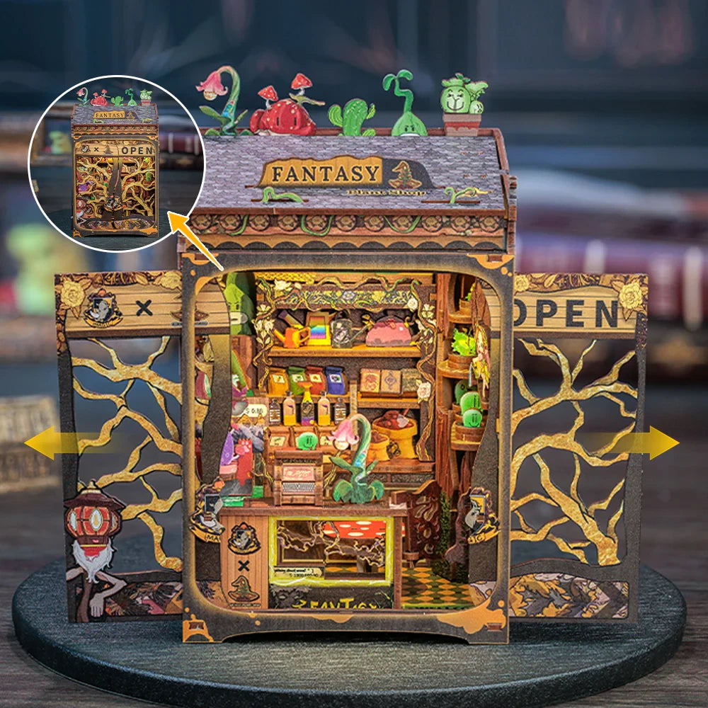 Fantasy Plant Shop book nook, 11,5 × 10 × 17 cm