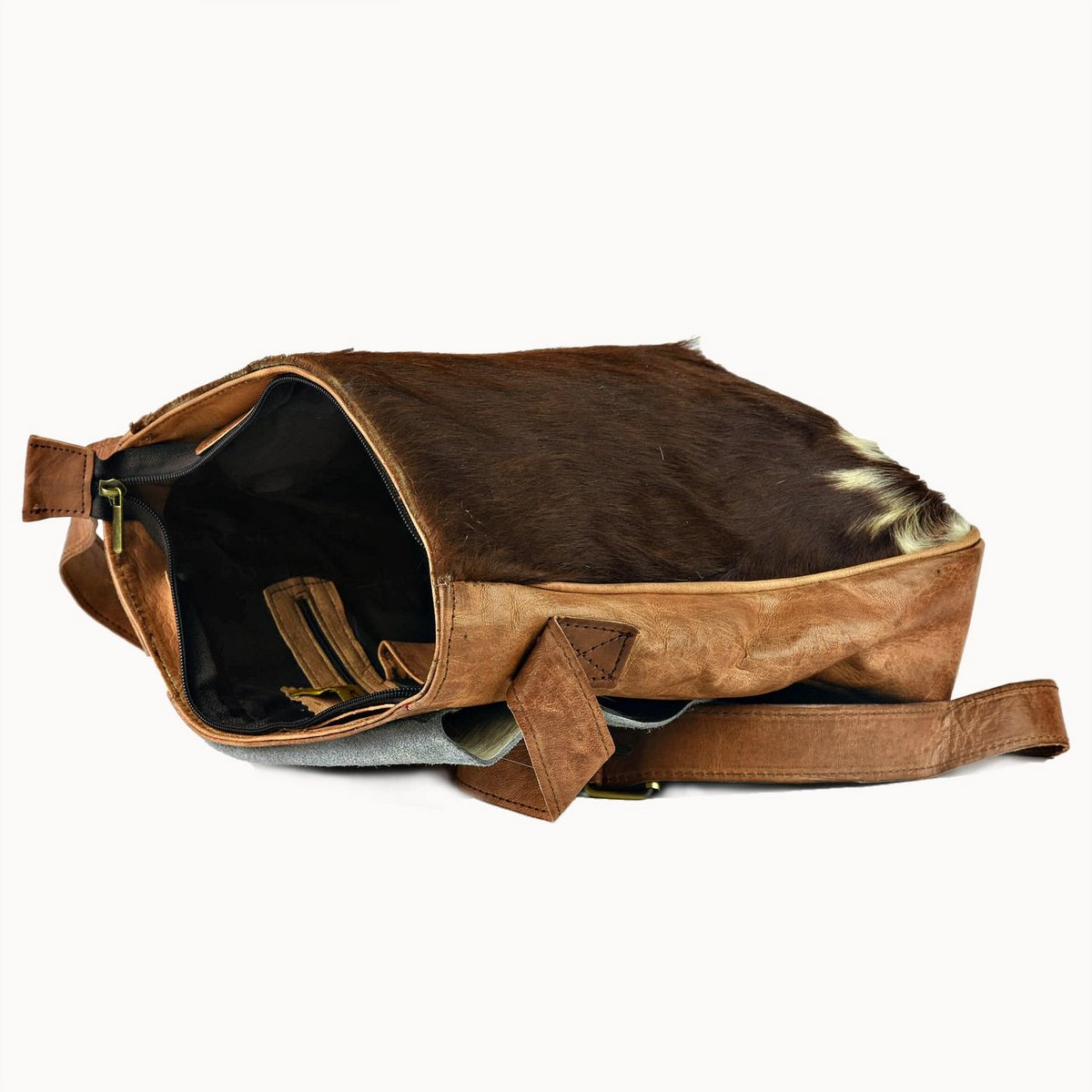 Baccarat, leren schoudertas met koeienvacht, 27 × 7 × 36 cm