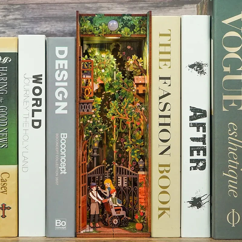 DIY book nook the secret garden bookend, 24,5 cm