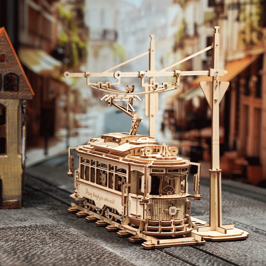 3D mechanische houten puzzel classic city tram 24,7 x 16,5 x 28,7 cm