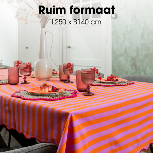 Mica Decorations tafelkleed oranje/roze gestreept 250 x 140 cm