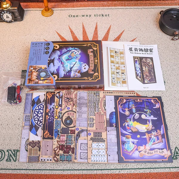 DIY book nook Nebula Common Room, 23 cm