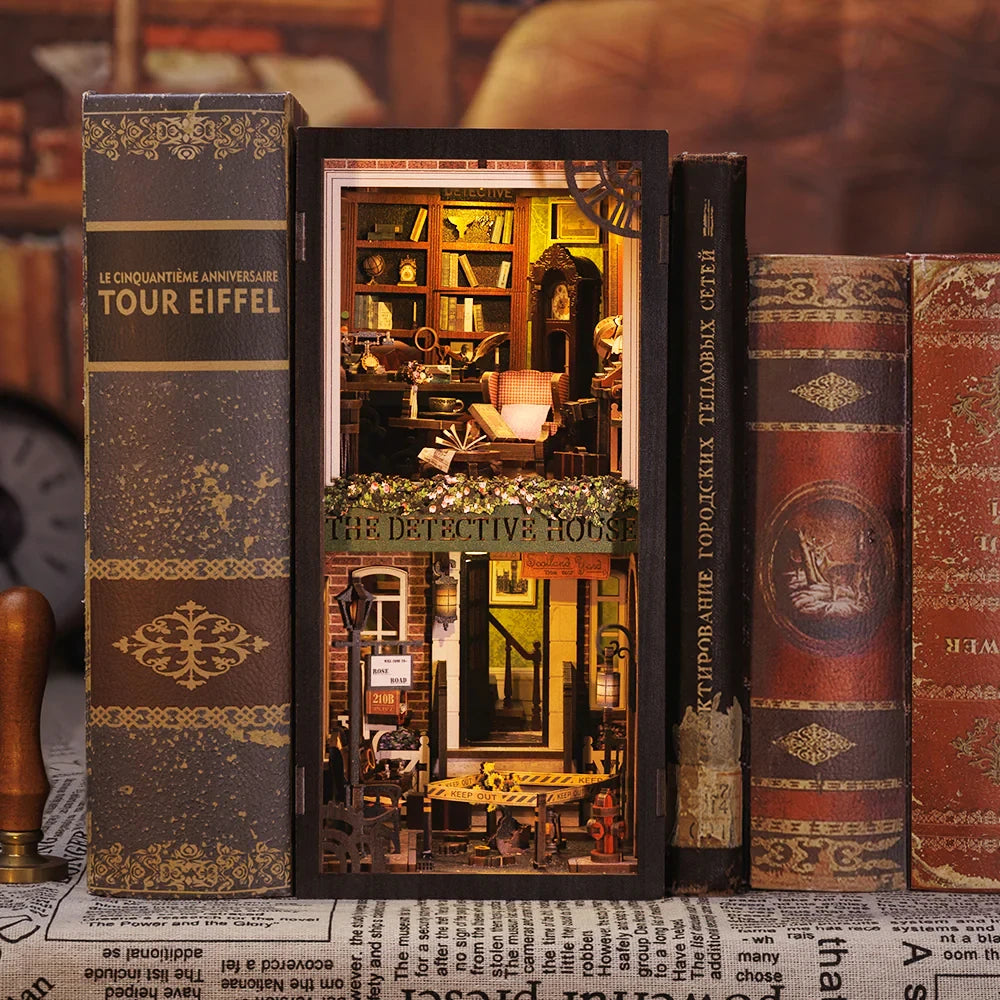 DIY book nook Rose Detective Agency, 23 cm