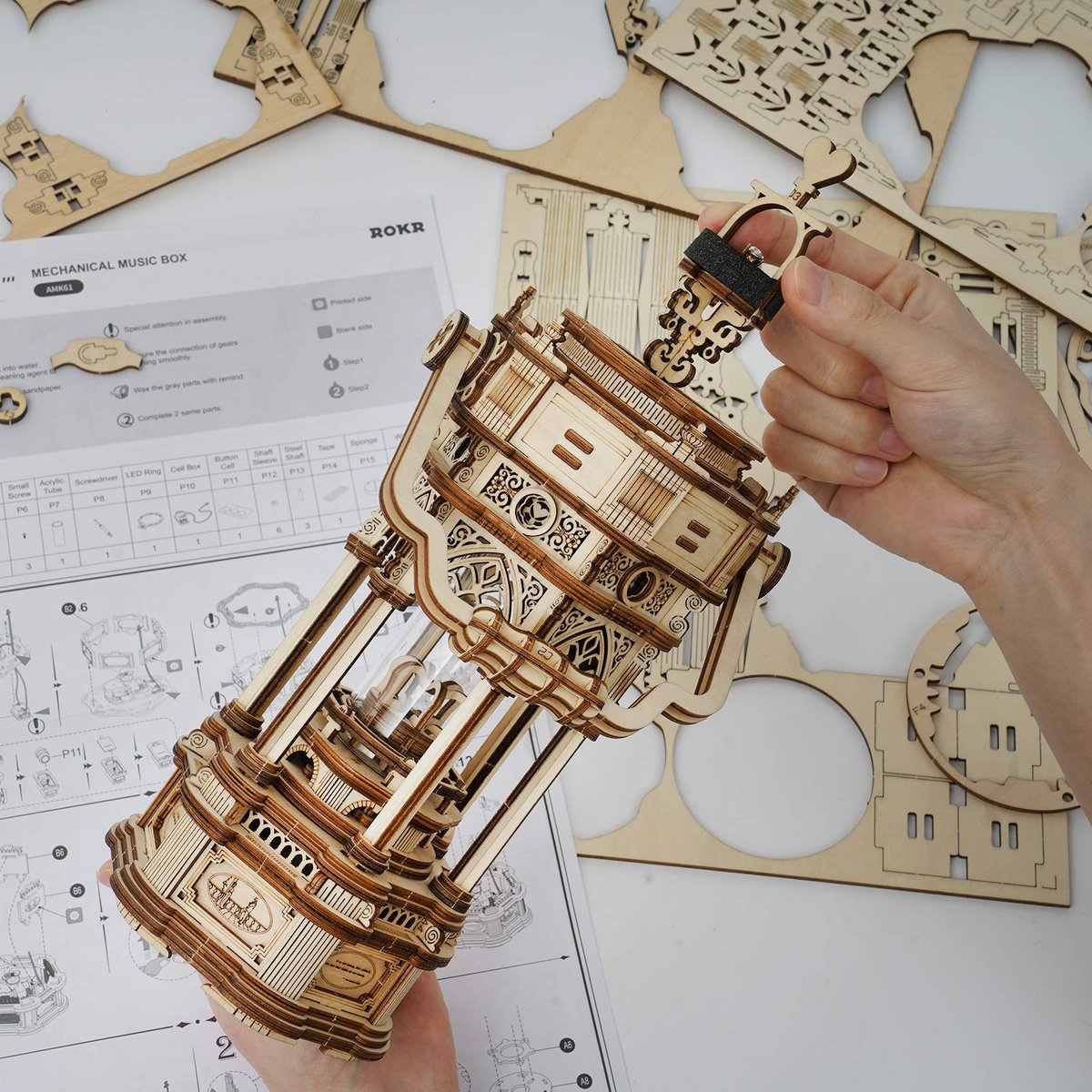 DIY 3D houten muziekdoos Victorian Lantern, 14 x 11,5 x 30 cm