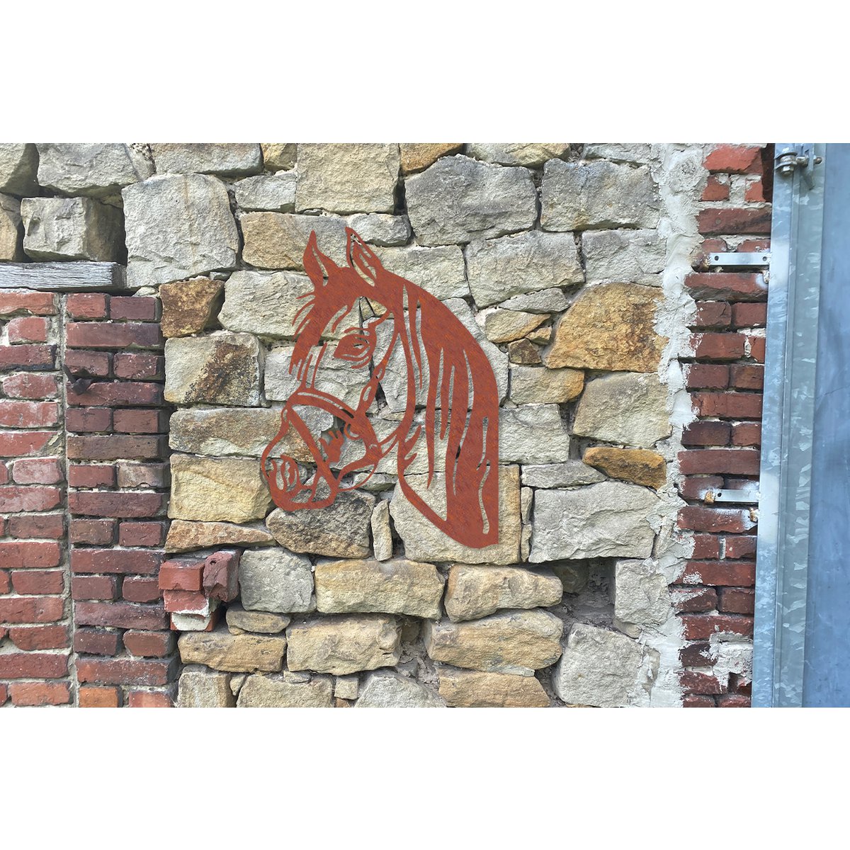 Kiekeboe paardenhoofd roest ornament – paal en schuttingdecoratie