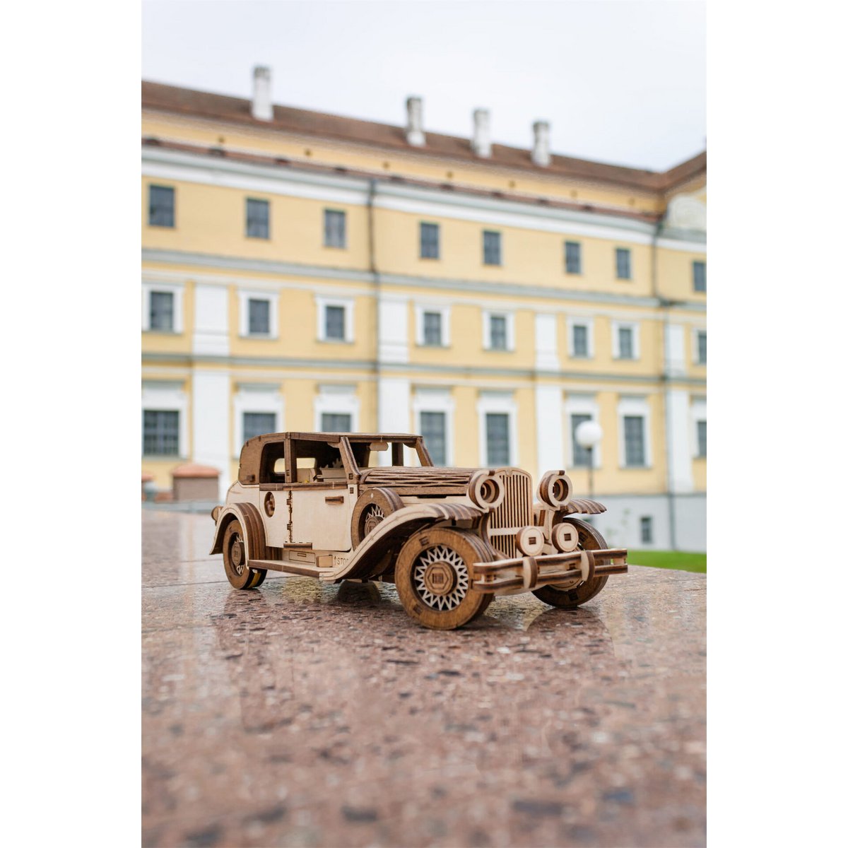 DIY houten mechanische puzzel oldtimer Ferdinand, 28 x 9,6 x 9 cm