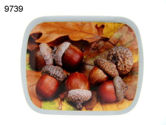 Eikel, blikje met pepermunt