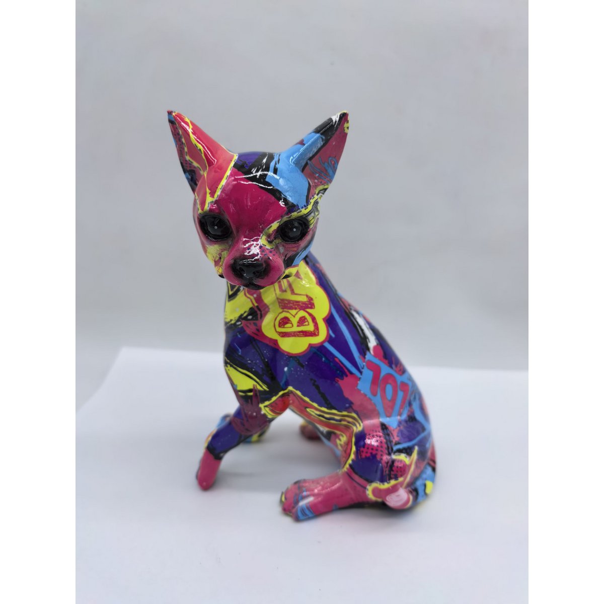 Chihuahua in graffiti stijl, multicolor, 17,5 cm