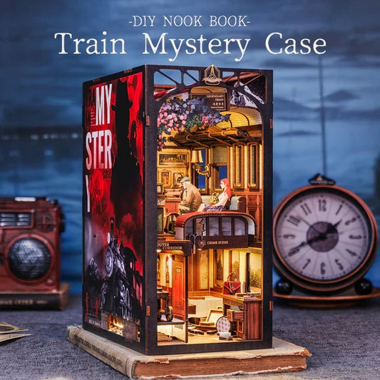 Train Mystery Case book nook, 18 × 11 × 23 cm