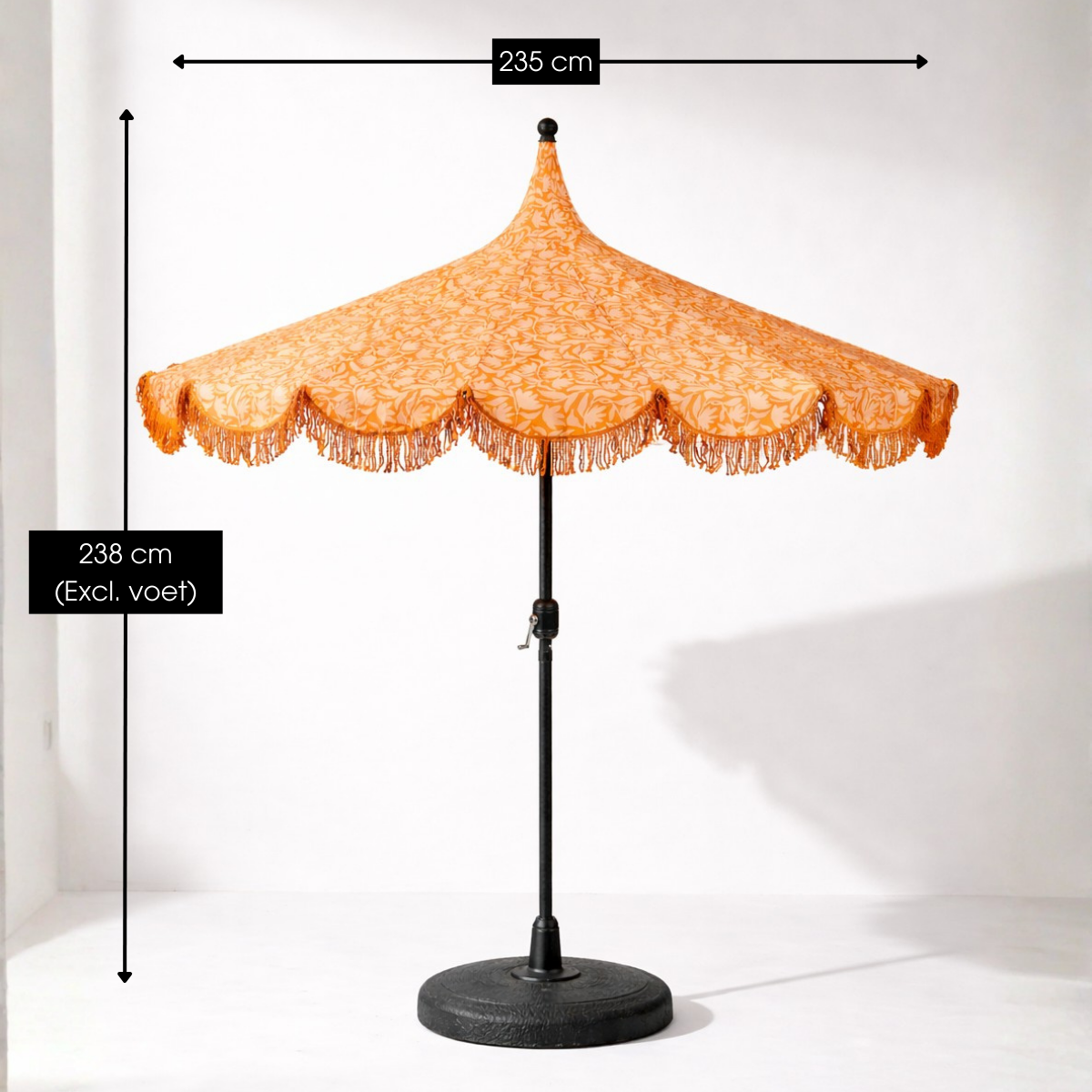 Oranje parasol met bloemenprint en franjes Ø235 cm