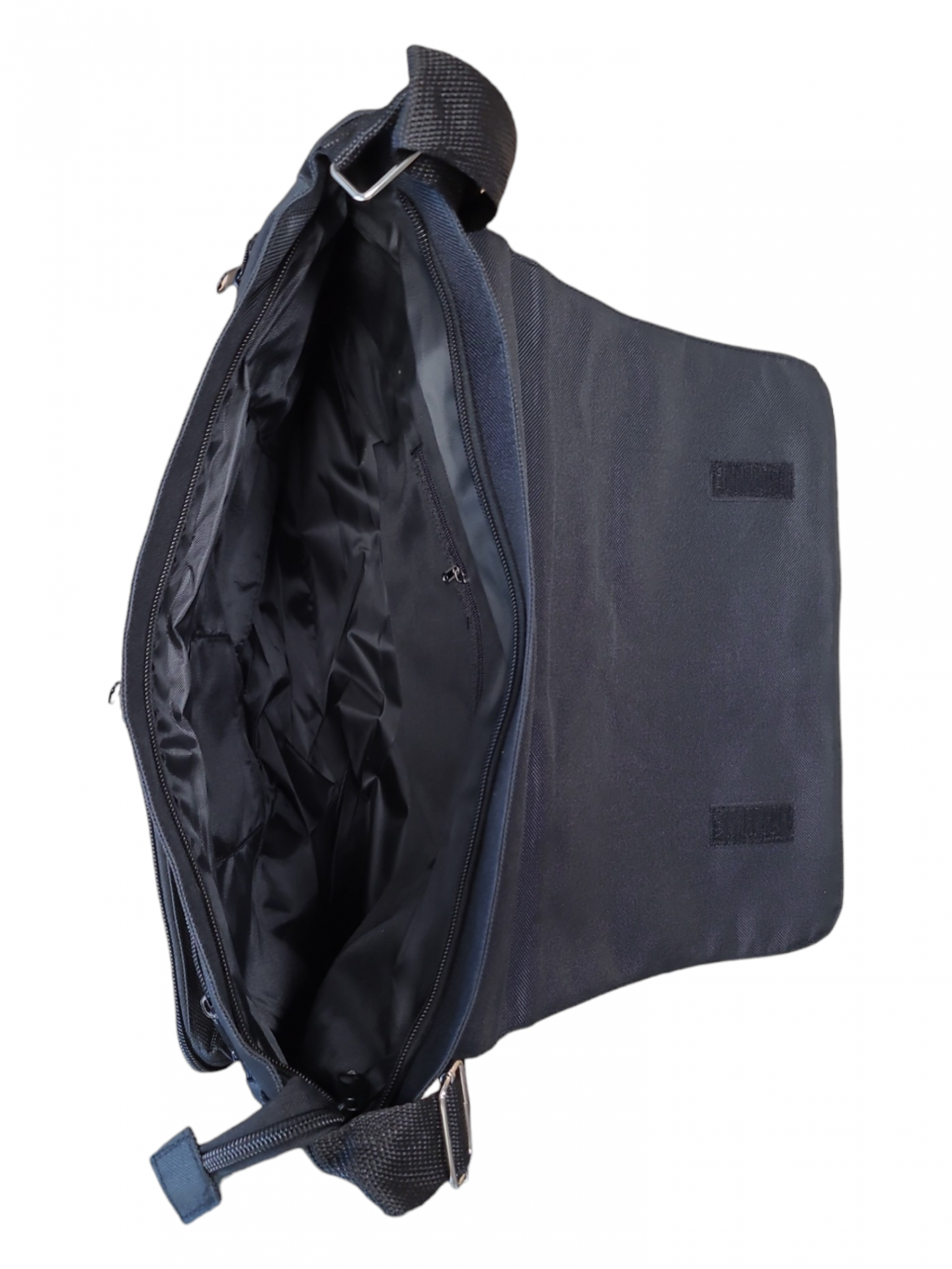 Black cat by candlelight, messenger big bag