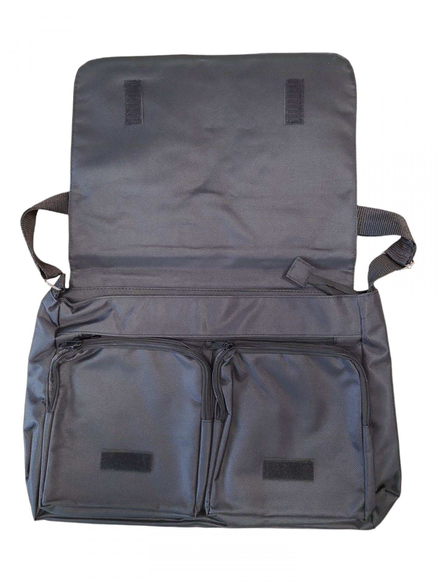 Black cat by candlelight, messenger big bag