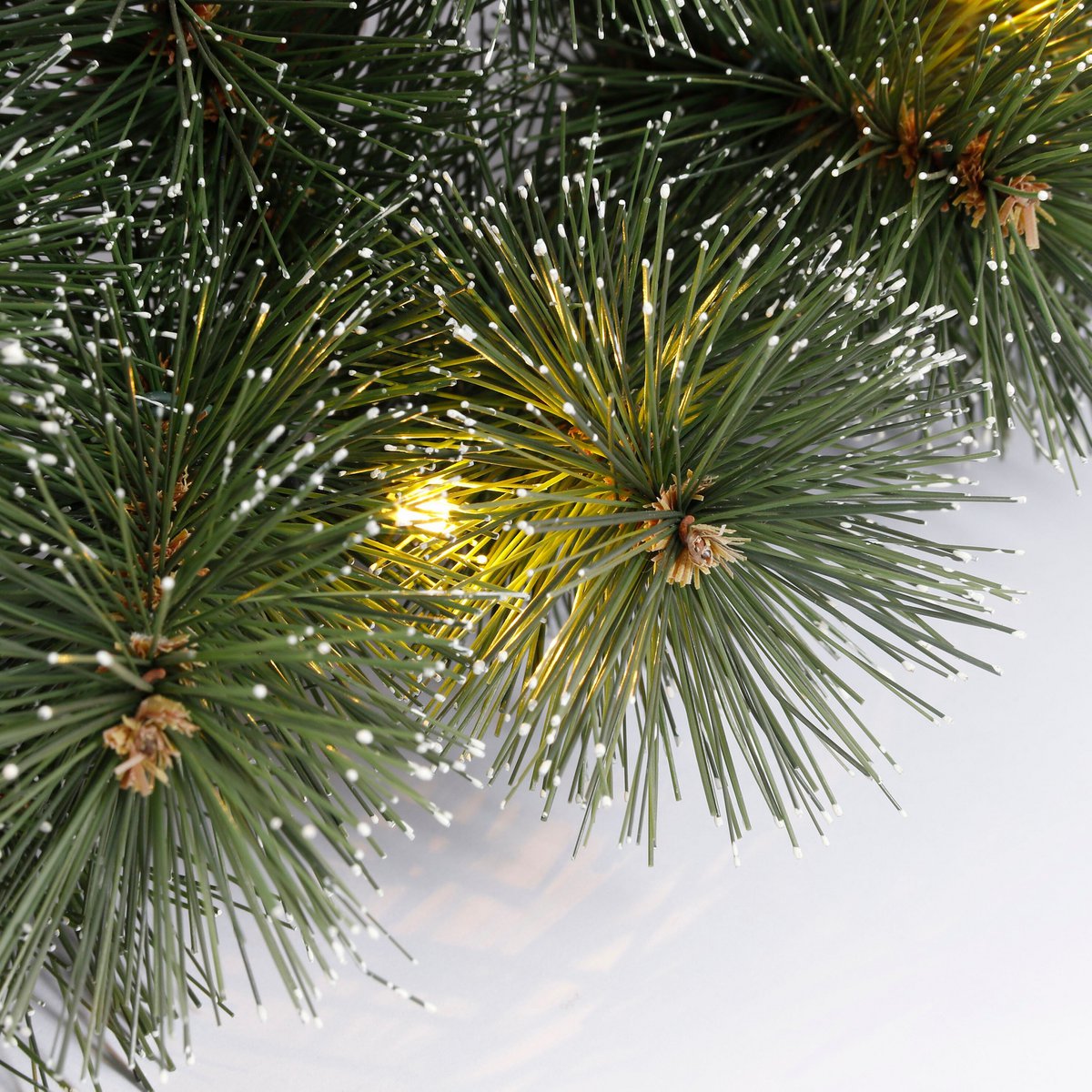 Glendon kerstkrans met rijp-effect en verlichting, Ø 60 cm