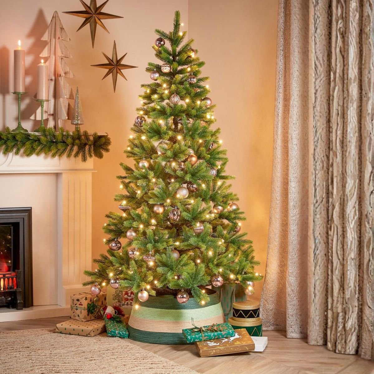 Nagoya kunstkerstboom met verlichting, 240 cm, Ø138 cm