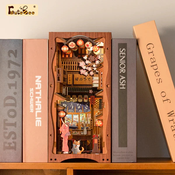 Under the Sakura Tree book nook, 18 × 11 × 23 cm