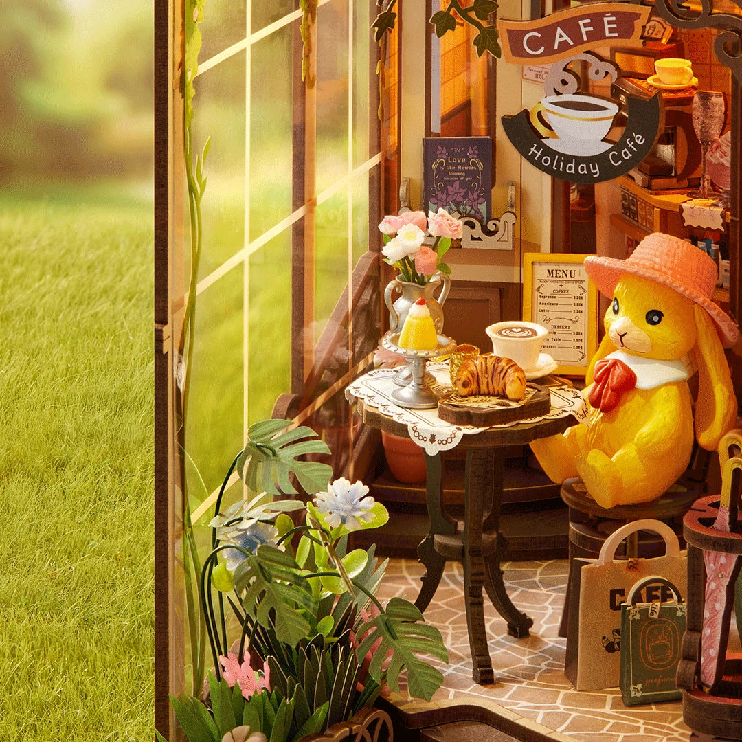DIY book nook holiday café, 31,6 cm