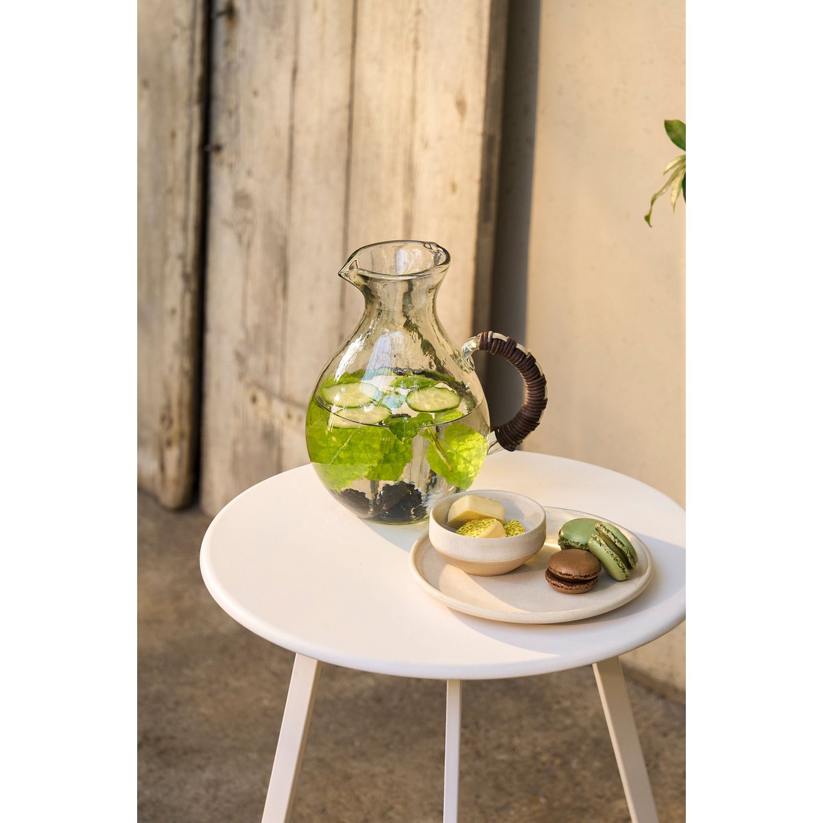 Seattle bijzettafel voor binnen en buiten in wit, 38 × 38 × 58 cm