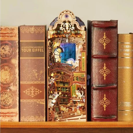 DIY book nook magical library bookend, 28,3 cm