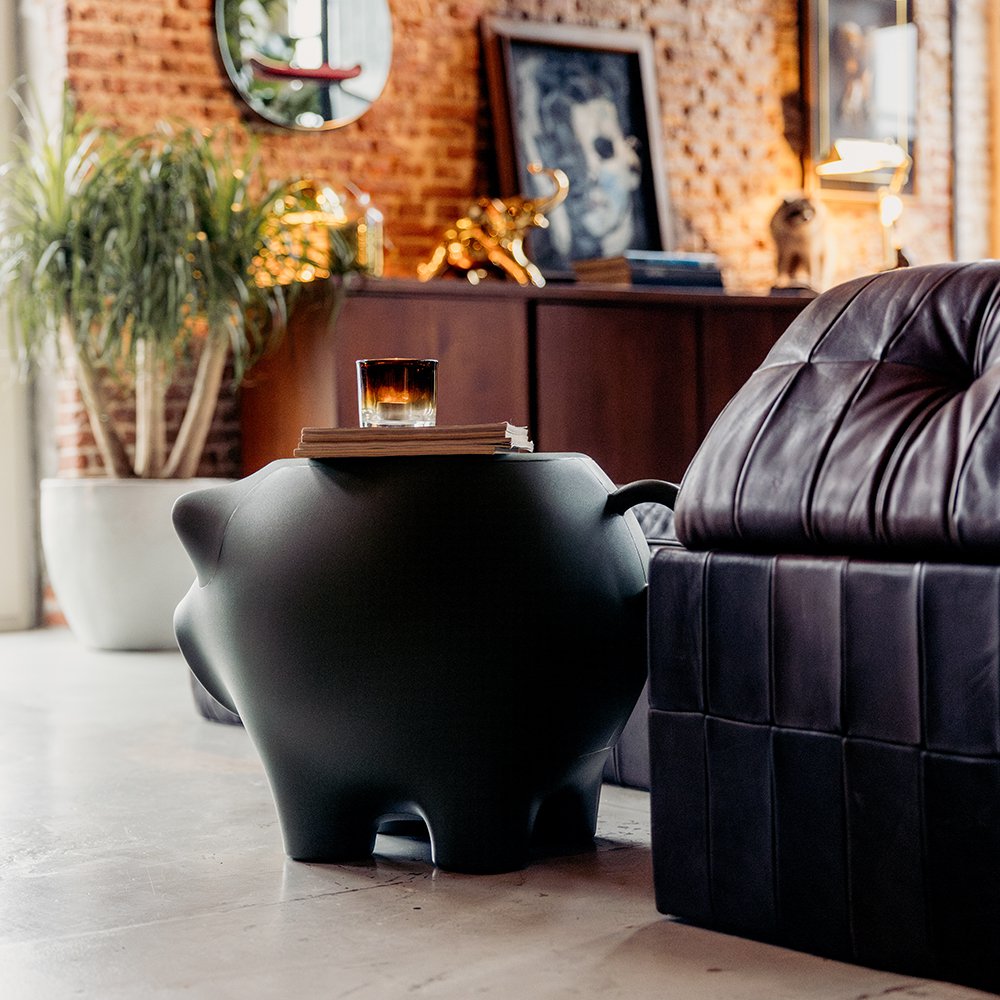 Sidepig bijzettafel, gerecycled kunststof, 67 × 45 × 45 cm
