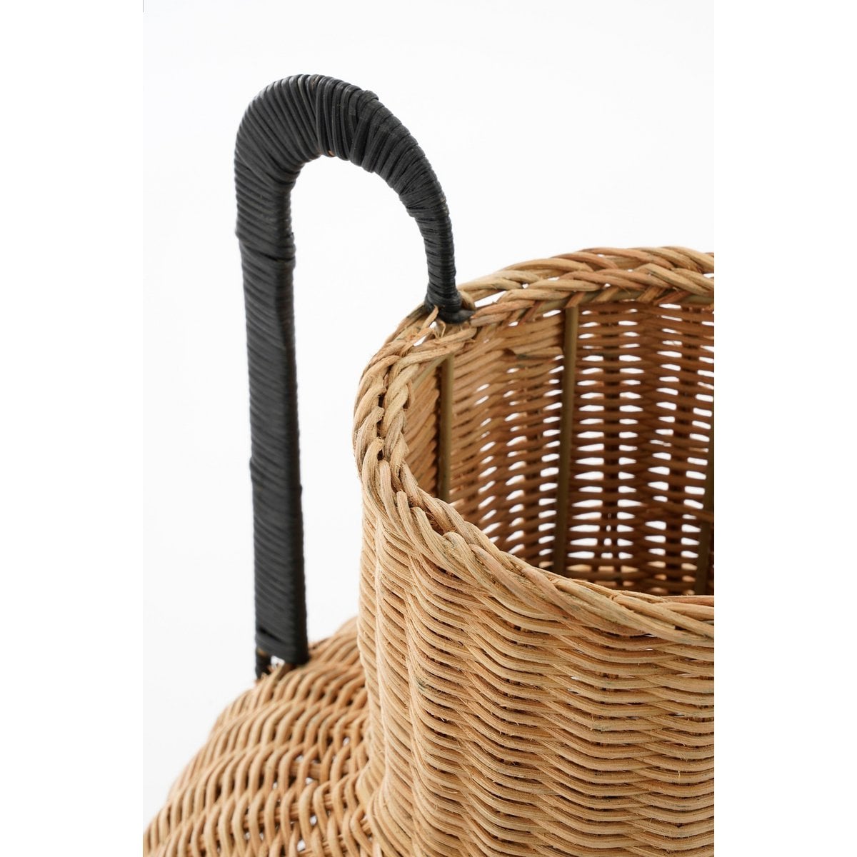 Mica Decorations Loulou Decoratieve Vaas – Rotan (H42 x Ø40 cm)