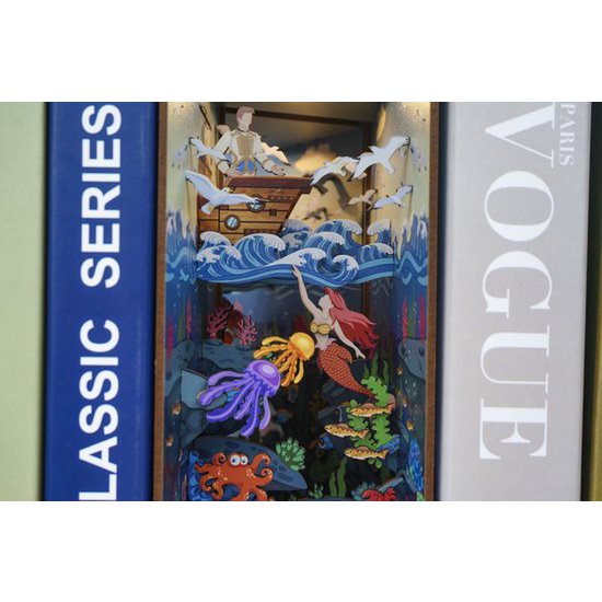 DIY book nook The Little Mermaid bookend, 24,5 cm