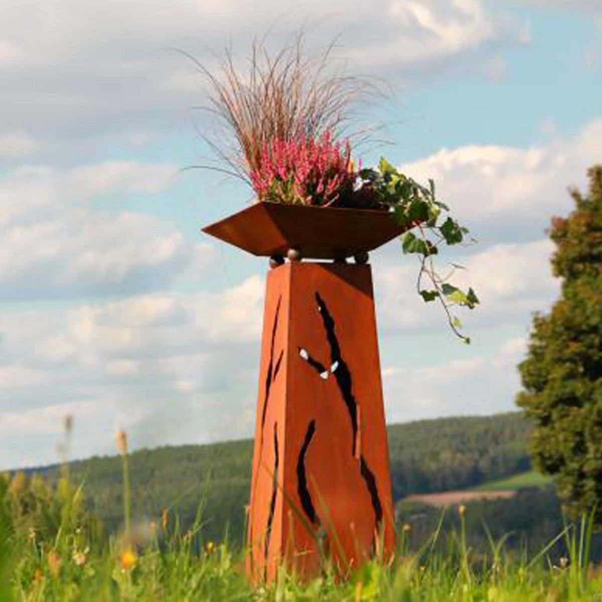 Patina plantenzuil met barstmotief en bloembak naar keuze