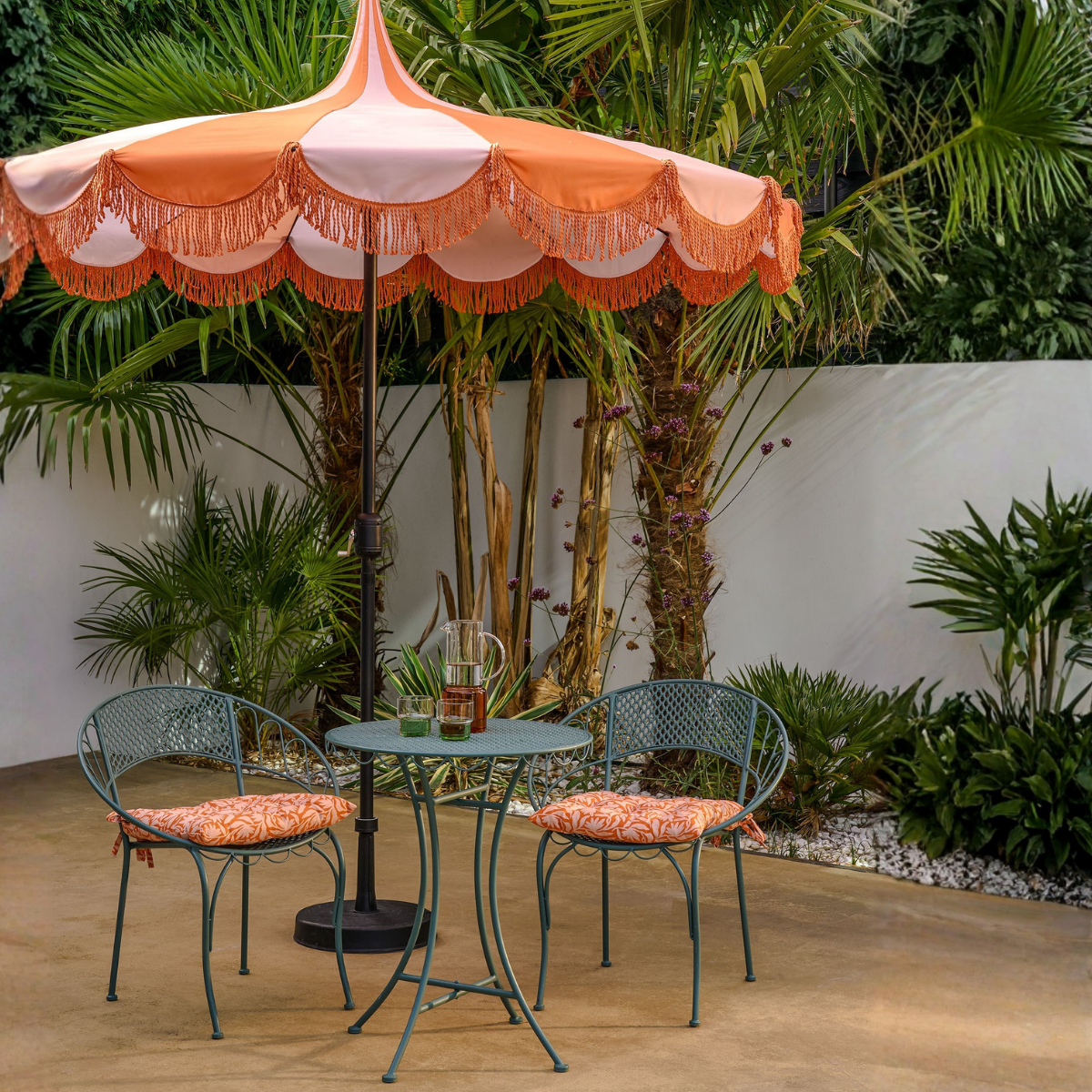Oranje gestreepte parasol met franjes Ø235 cm
