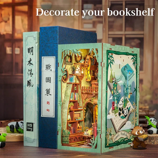 DIY book nook Panda Bookshop, 23 cm