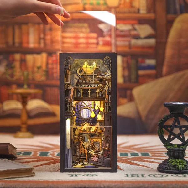 DIY book nook Nebula Common Room, 23 cm