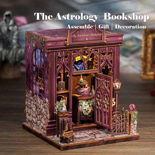 The Astrology Bookshop miniatuurhuisje, 15,5 × 16 × 18 cm