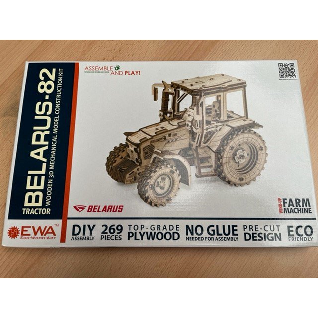 Mechanische houten puzzel Belarus-82 tractor, 269 onderdelen, 21,8 x 11,8 x 15,5 cm