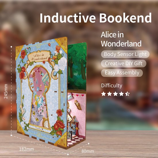 DIY book nook Alice in Wonderland bookend, 24,5 cm